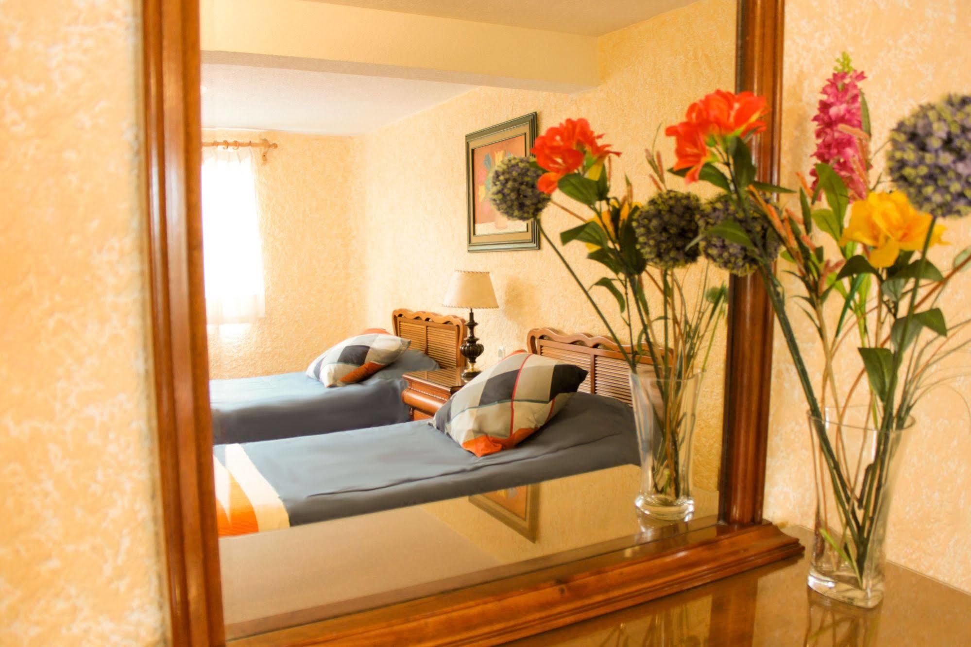 Casa Boutique Del Lago Vr San Juan del Rio Luaran gambar